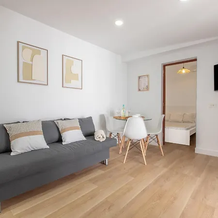 Sunny House 아파트 *